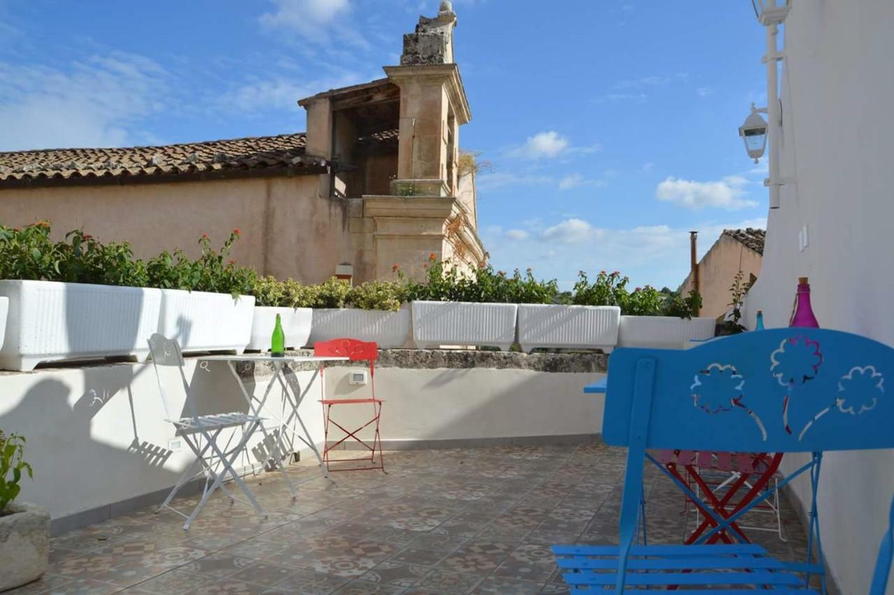 Lucernaio Rooms Ragusa Exterior foto